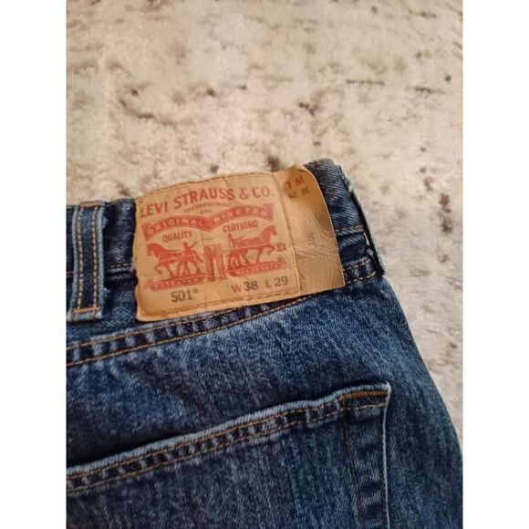 Levi's 501 Button Fly Light Acid Wash Straight Leg Denim 38 29 - Picture 6 of 7